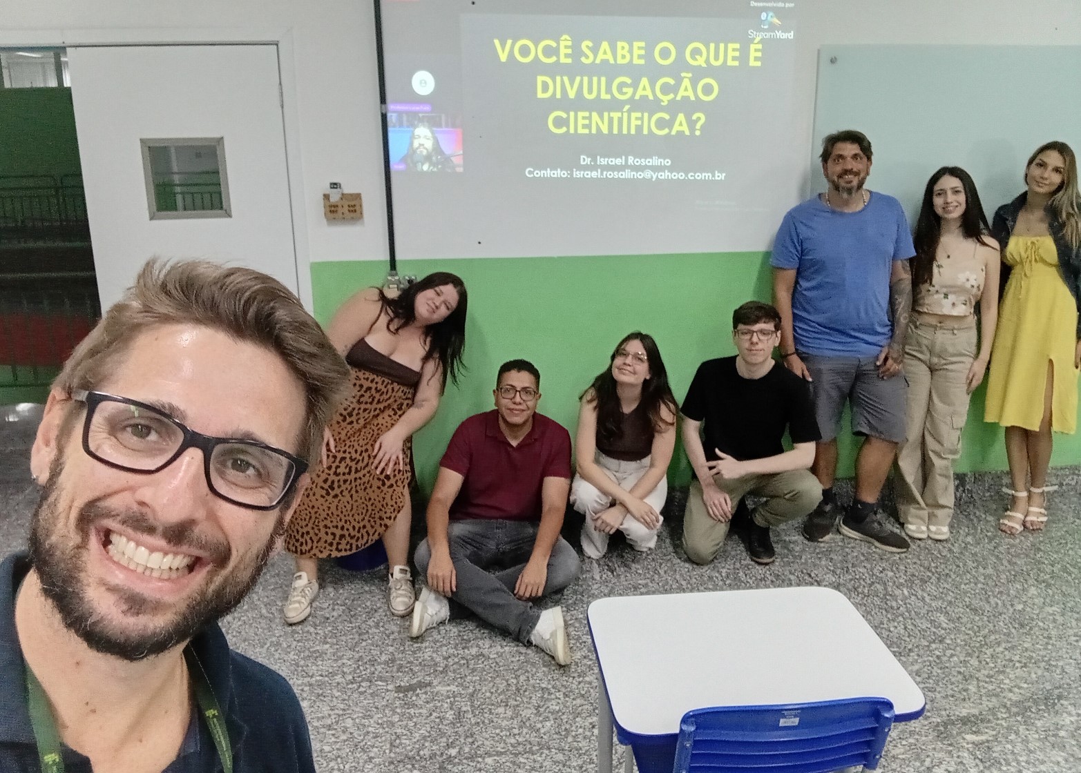 Foto 14 Foto da turma em atividade formativa da disciplina